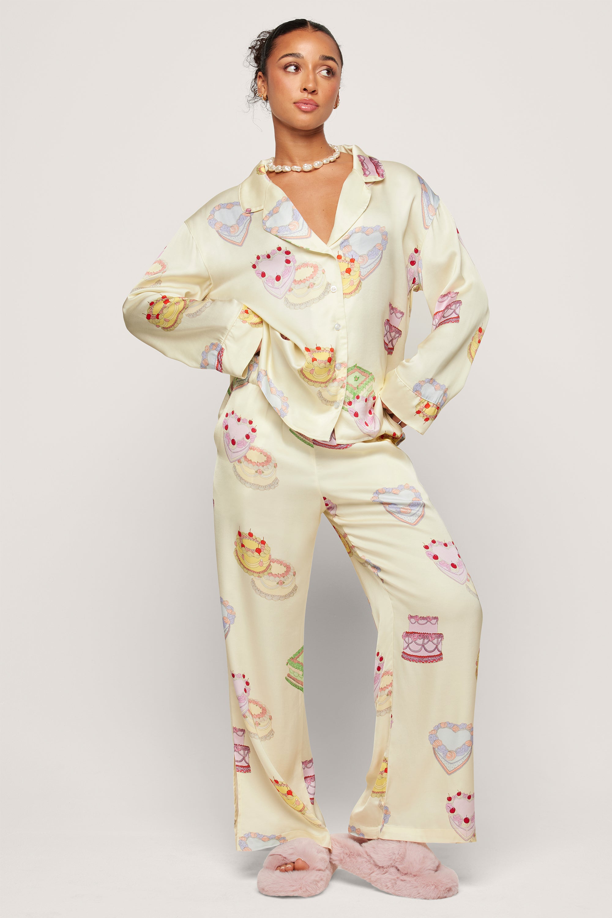 Vintage Buttercream Cake Long Pajama Set