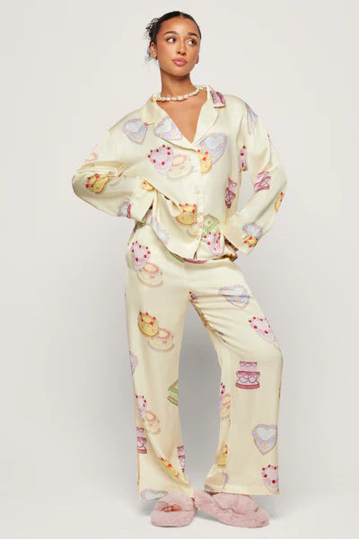 Vintage Buttercream Cake Long Pajama Set