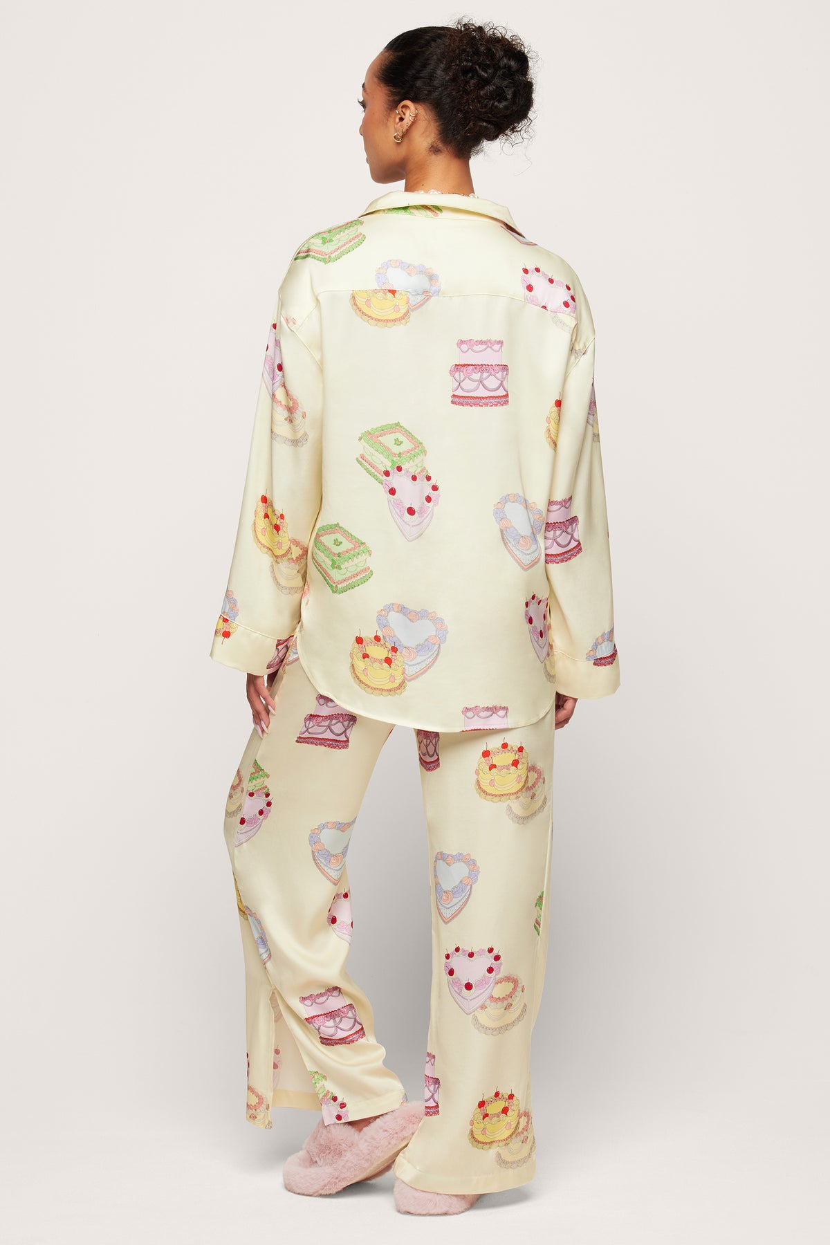 Vintage Buttercream Cake Long Pajama Set - Cozy & Elegant Sleepwear ...